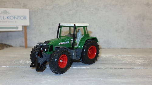 Siku Fendt Vario Favorit 716 Tractor NIB 1/32 Scale | eBay